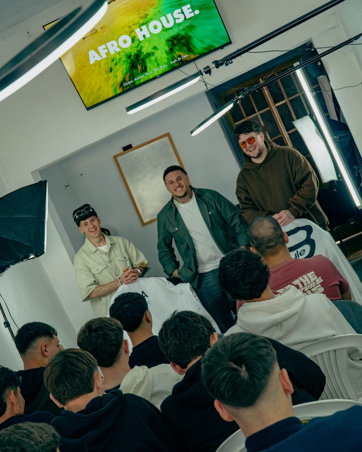 Emiliano dictando un seminario
