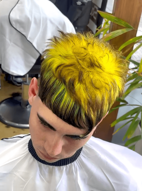 Amarillo eléctrico